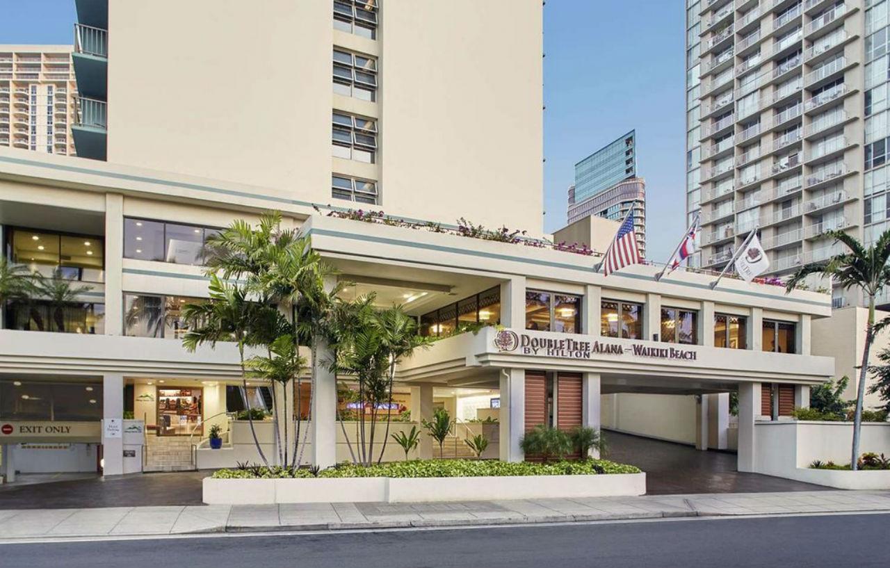 Doubletree By Hilton Alana - Waikiki Beach Honolulu Exterior photo